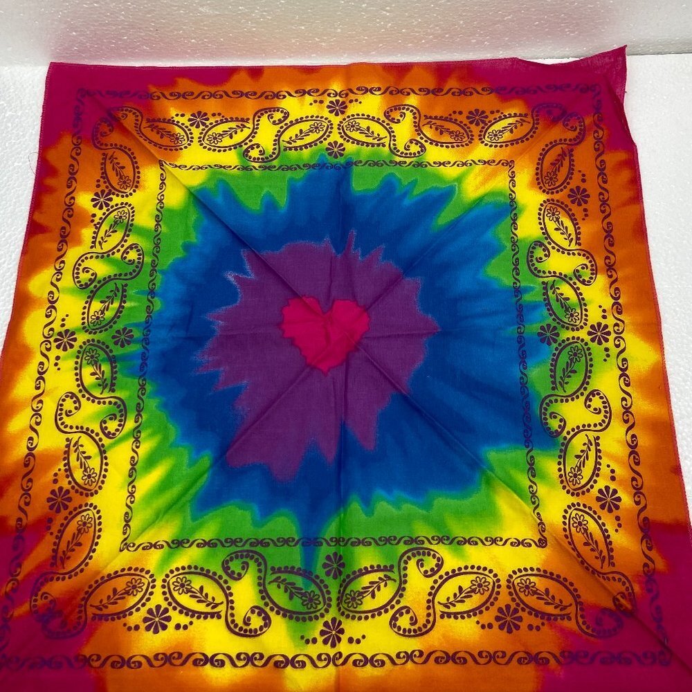 NWT Little Brownie Paisley Heart Scarf